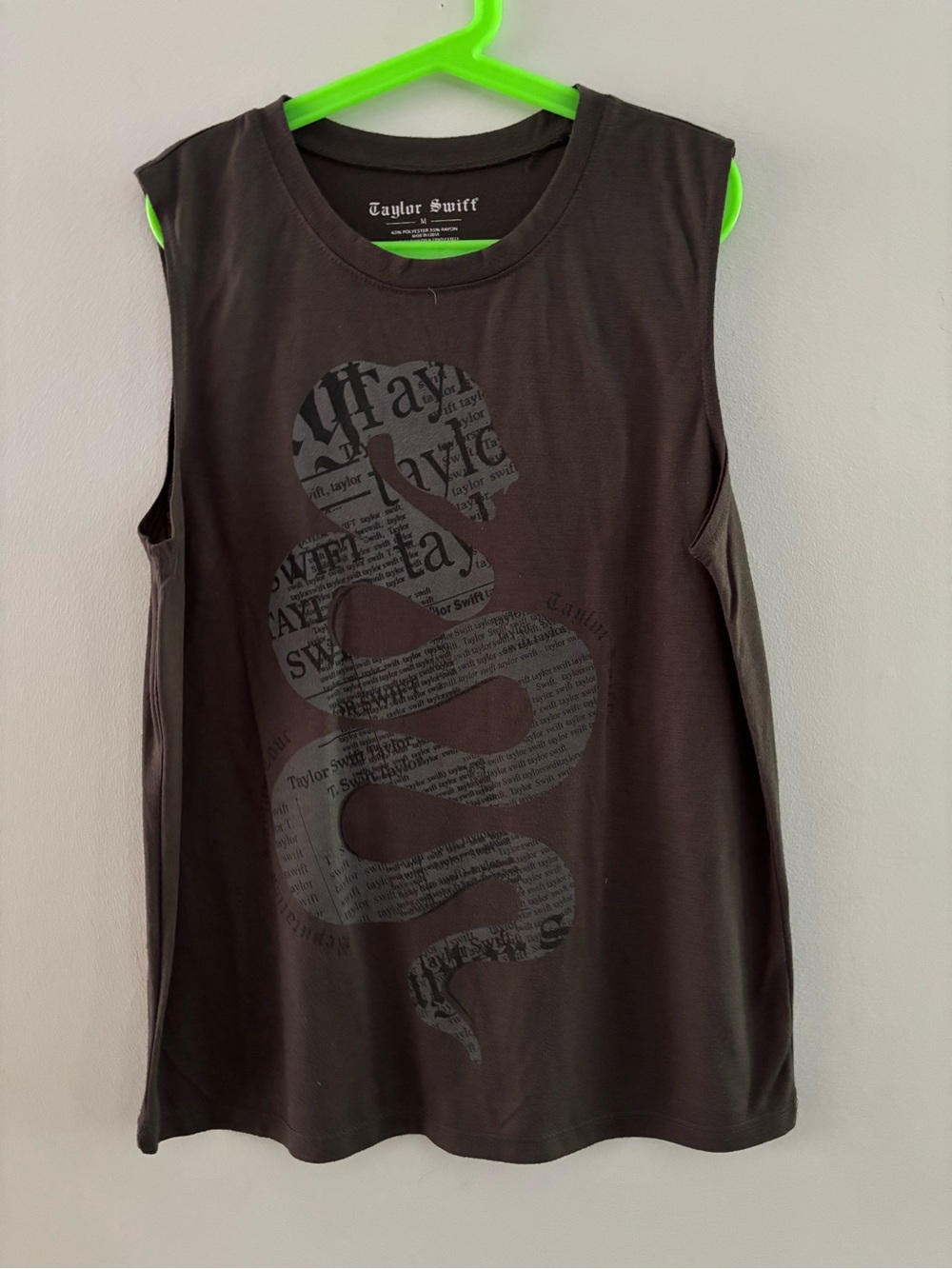 Taylor Swift Official Reputation Black Snake Graphic Muscle Tank Tee Size M 2018